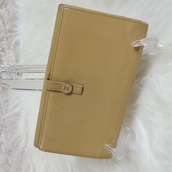 💯 Authentic Chanel Wallet- Bifold ✨️ - Picture 13 of 14